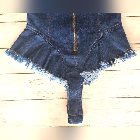 RARE JW Signature Blue Denim Corset Flare Bodysuit Overall Straps Unique Sexy - Picture 4 of 11